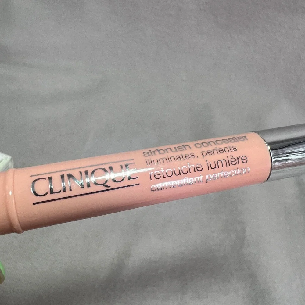 Clinique Airbrush Concealer 20 ILLUMINATOR Full Size New in Box Discontinued